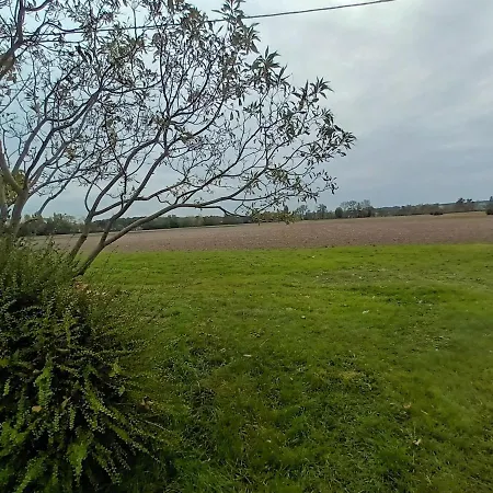 Apartament Comfortable 2 Bedroom Close To Jonzac Fontaines-d'Ozillac