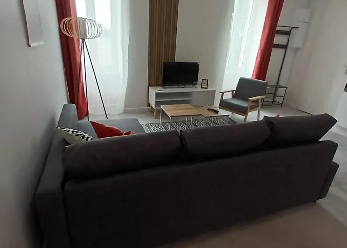 Comfortable 2 Bedroom Close To Jonzac Apartmán Fontaines-d'Ozillac