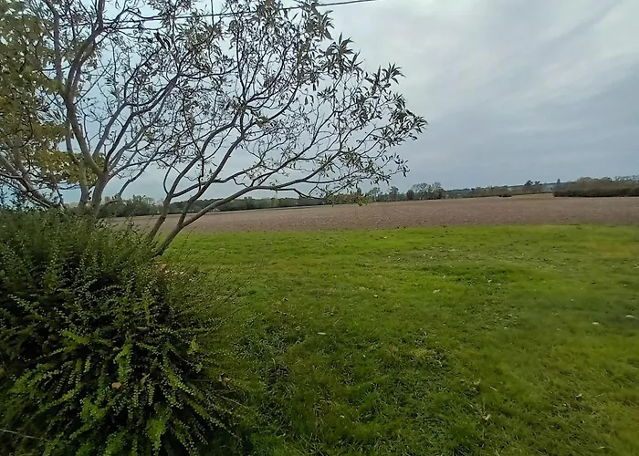 Apartmán Comfortable 2 Bedroom Close To Jonzac Fontaines-d'Ozillac